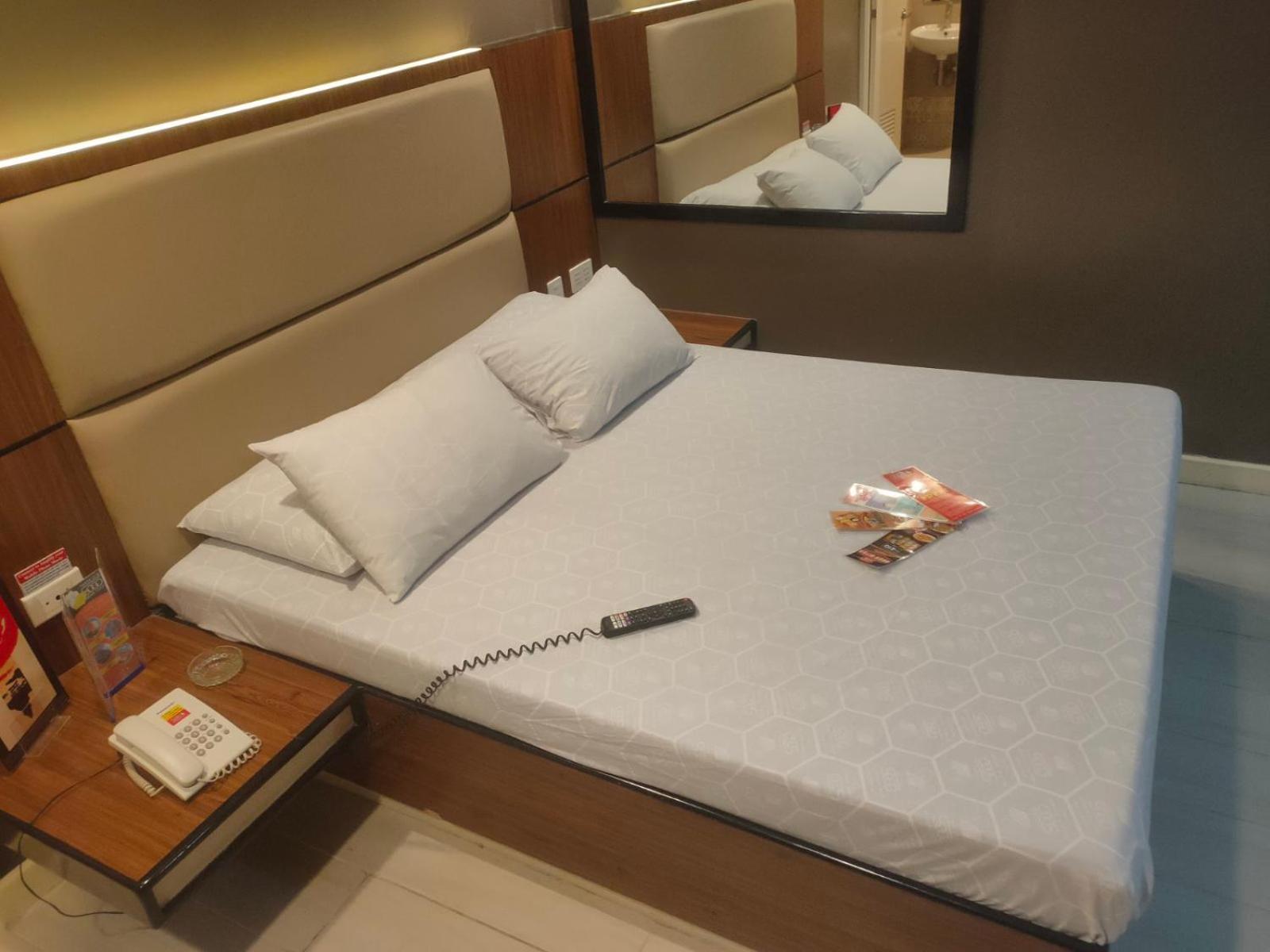 Hotel Sogo Macapagal Paranaque City Eksteriør bilde