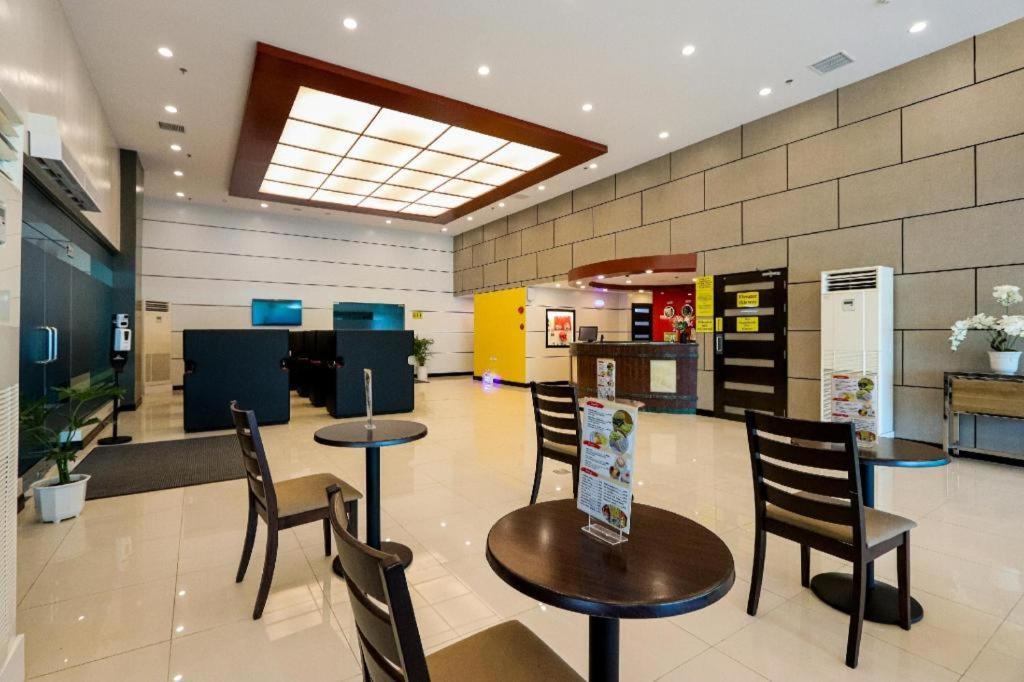 Hotel Sogo Macapagal Paranaque City Eksteriør bilde